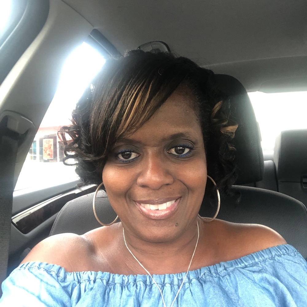 Meet your Posher, Brenda